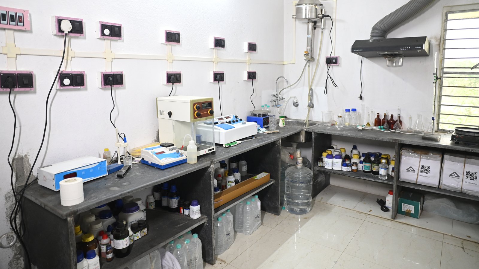 lab-machine-2